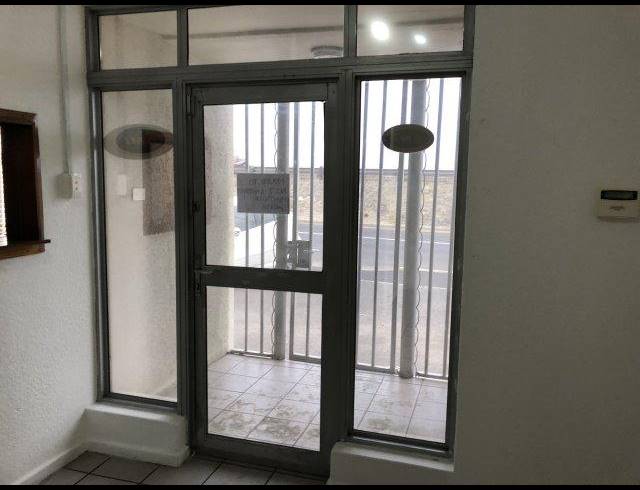 INDUSTRIAL PROPERTY TO RENT IN PAARDEN EILAND